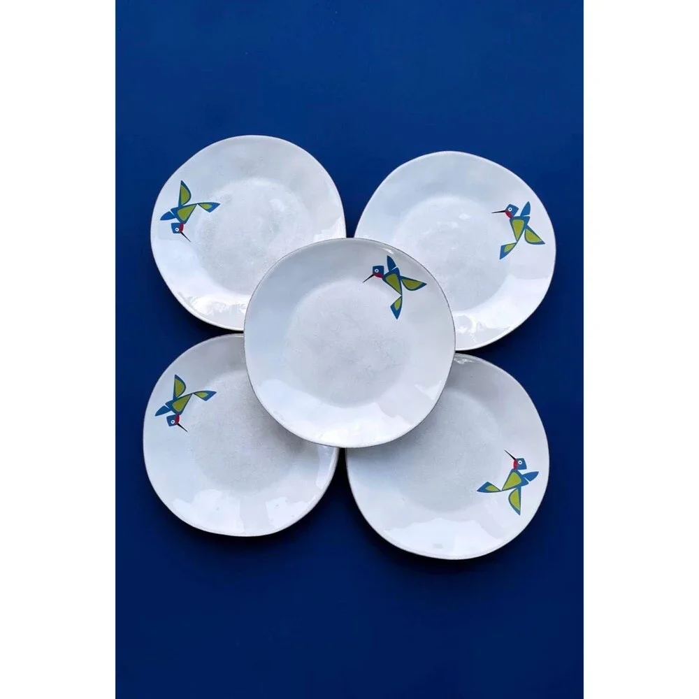 Crate & Barrel Hummingbird Dinner Plates Portugal Stoneware Set of 5 Geometric